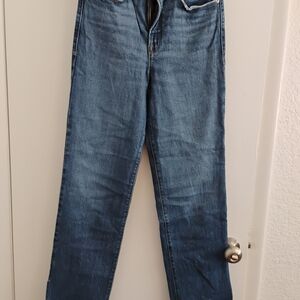 Good American Medium Blue Straight-Leg Jeans